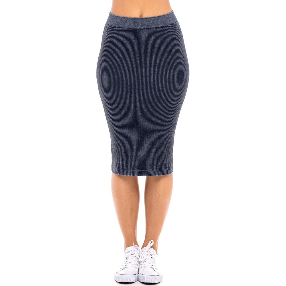 Ribbed Midi Skirt